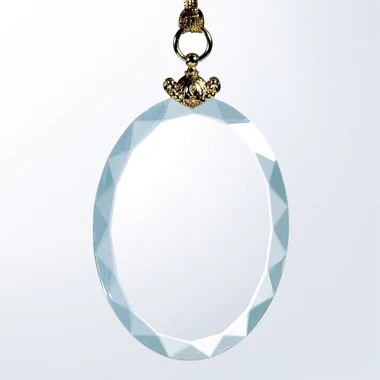 Elegant Gem-Cut Optical Crystal Ornament - Oval 1