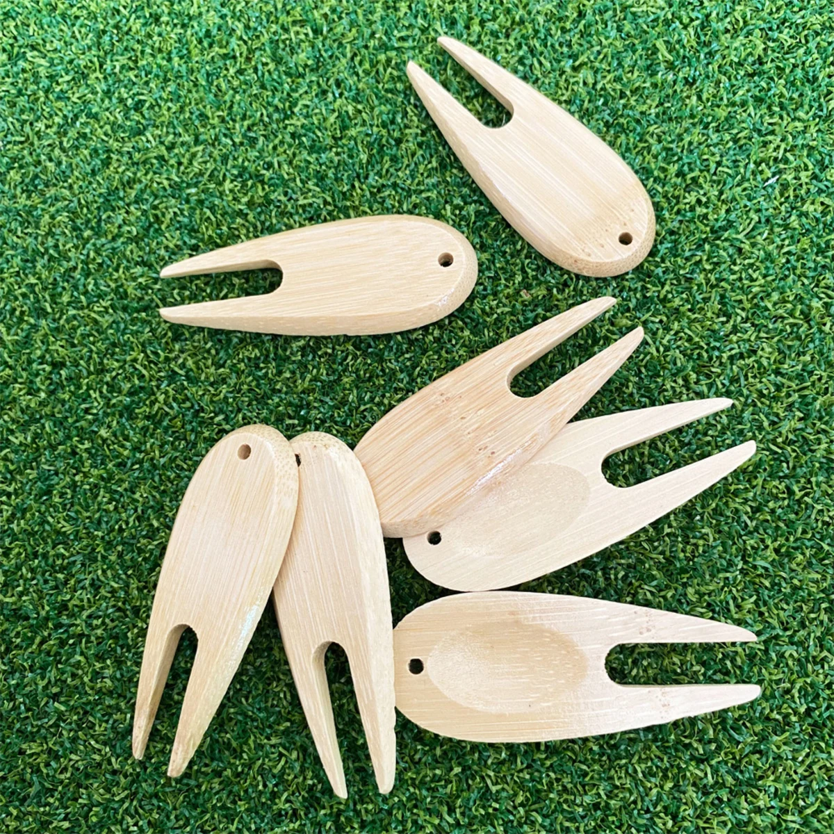 Bamboo Divot Golf Tool 1