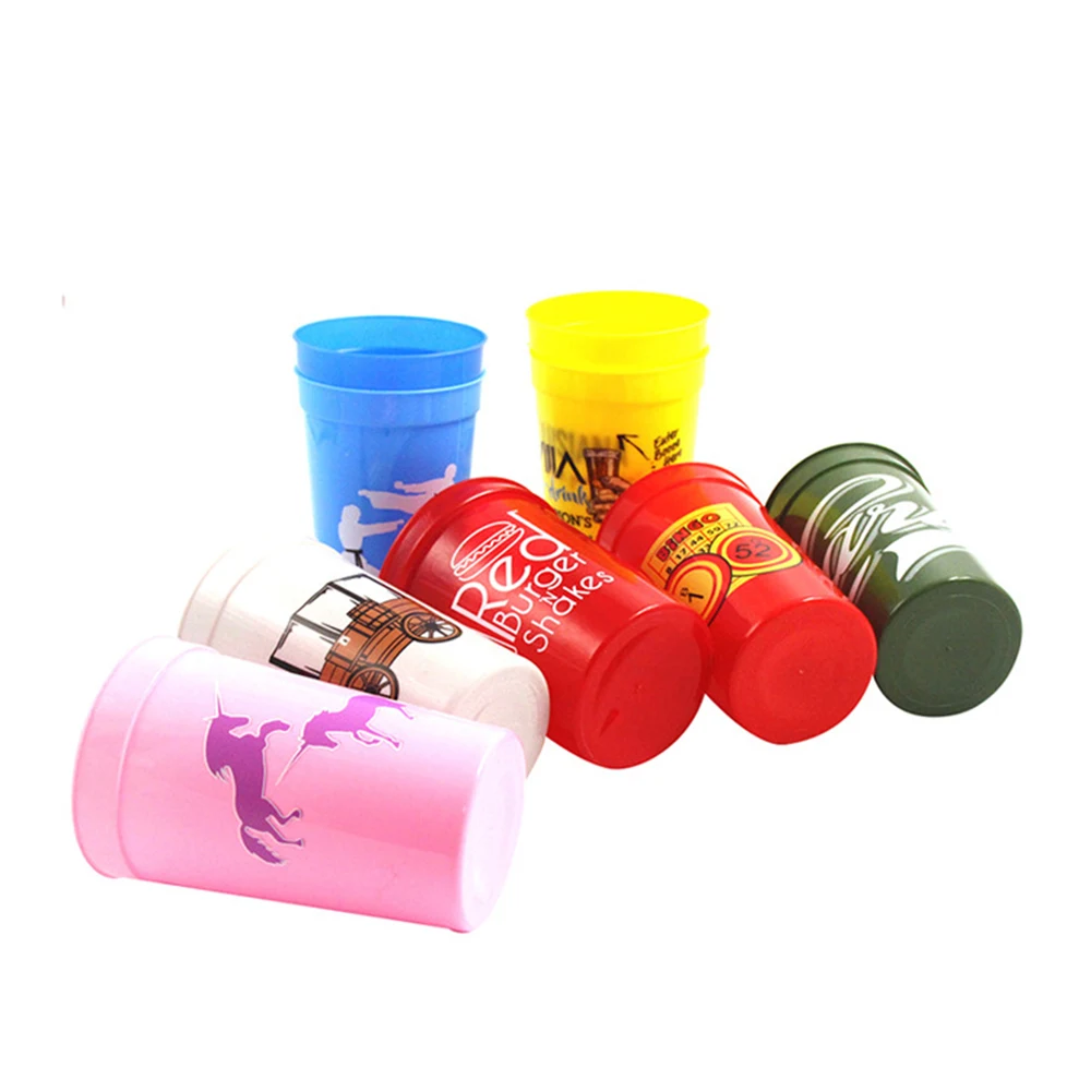 20 oz.Plastic Stadium Cups 1