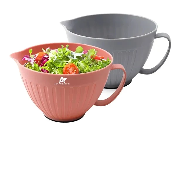 8.5" Plastic Grip Pointed Mouth Mixing Bowl 1
