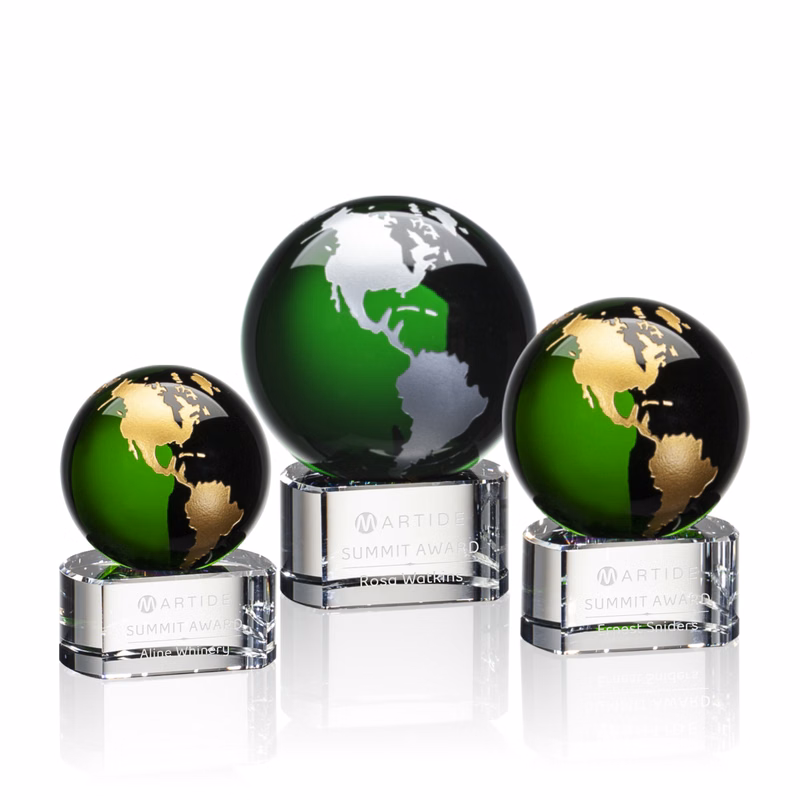 Dundee Globe Award - Green/Gold