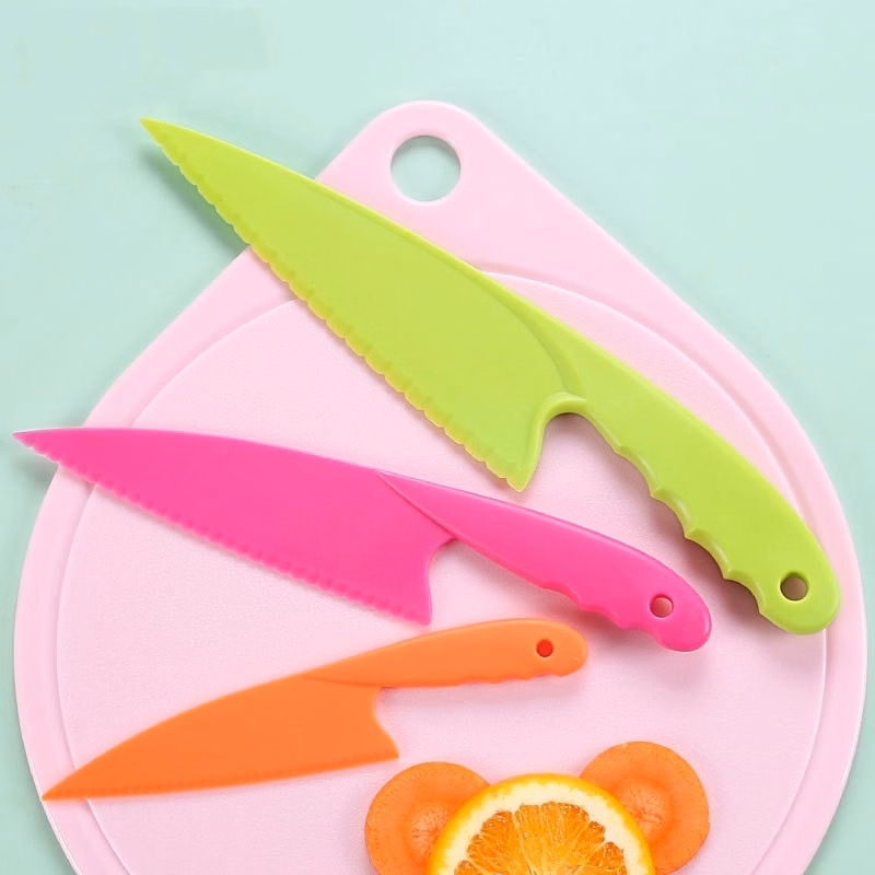 Safety Plastic Cake & Fruit Knife - 3 sets