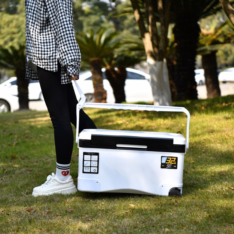 34-Quart Wheeled Vehicle-mounted Cooler