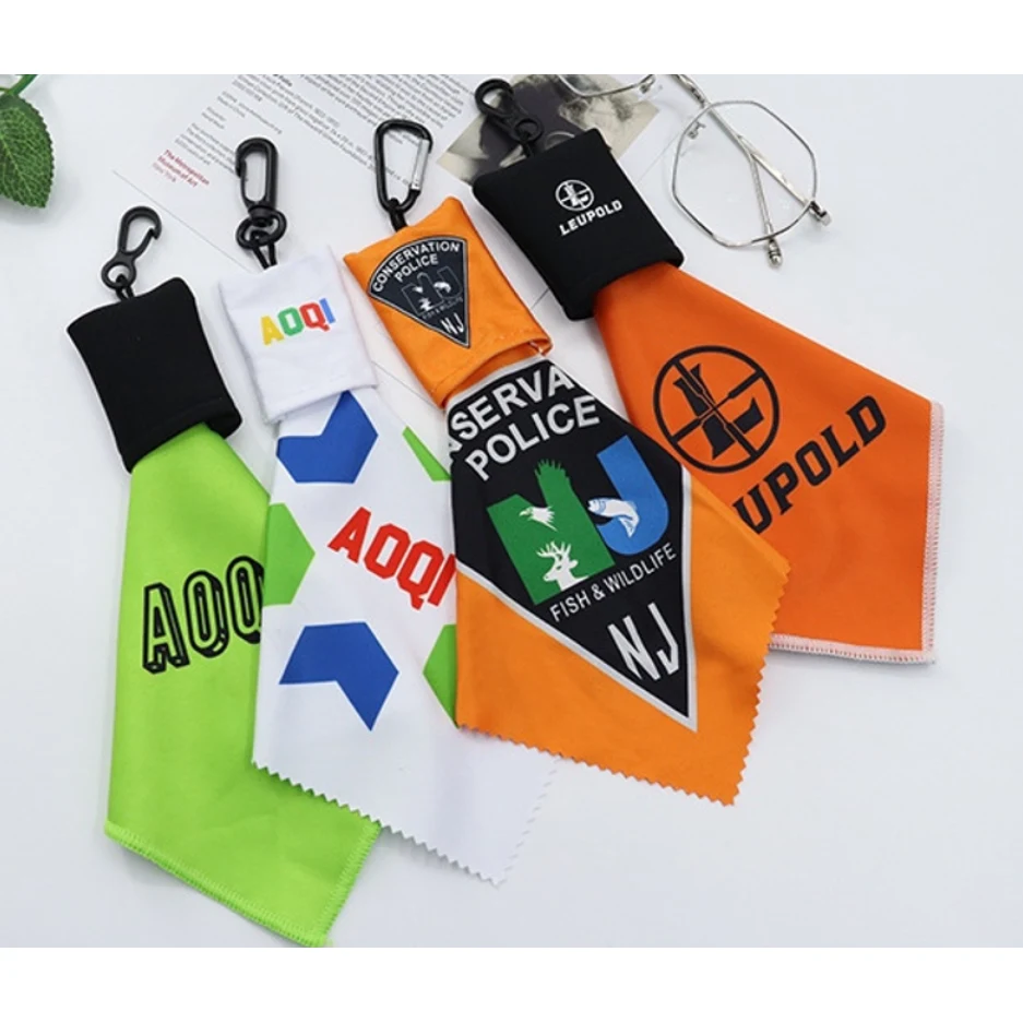 Cleaning Cloth with Pouch 1