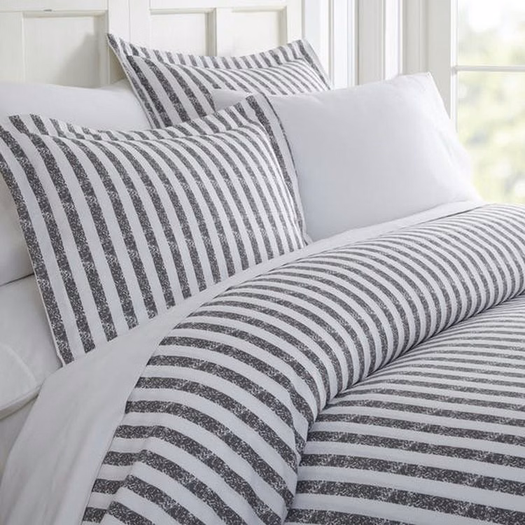 Duvet Cover Sets - Gray Stripe Queen 3 Piece