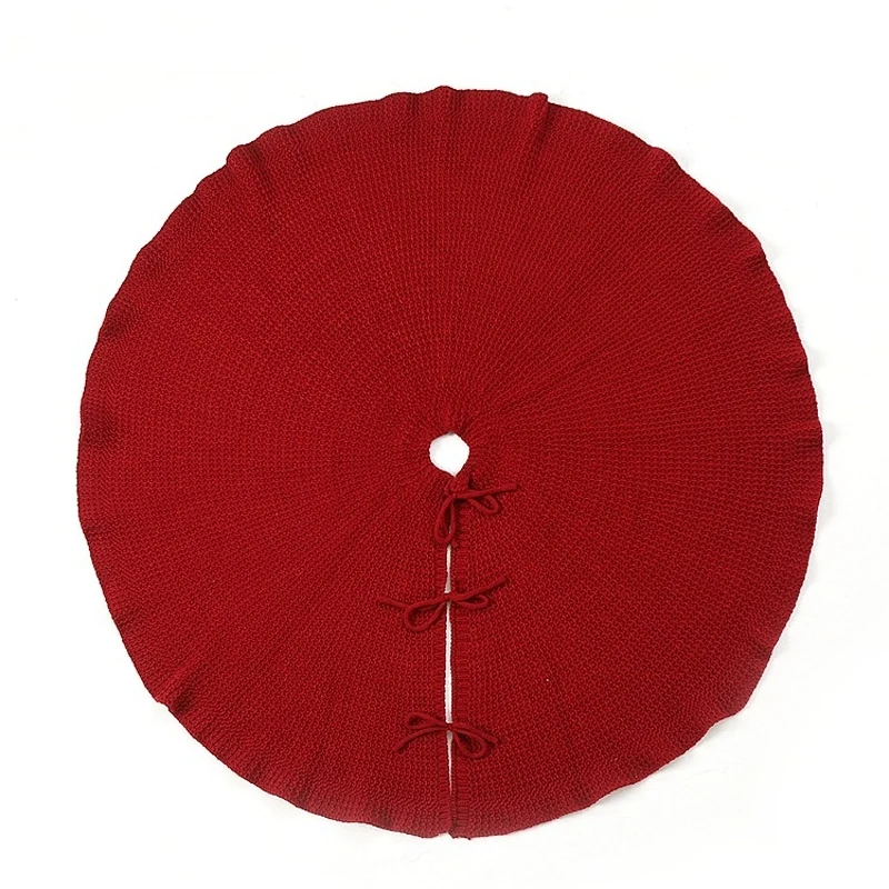 Red Knitted Christmas Tree Skirt 1