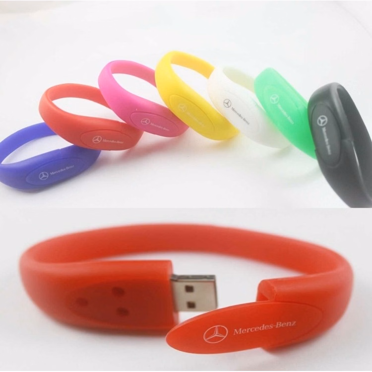 soft pvc material wristband with 4GB flash USB inside
