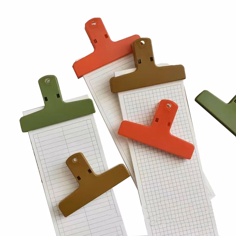 Plastic Magnetic Binder Food Snack Sealer Clip