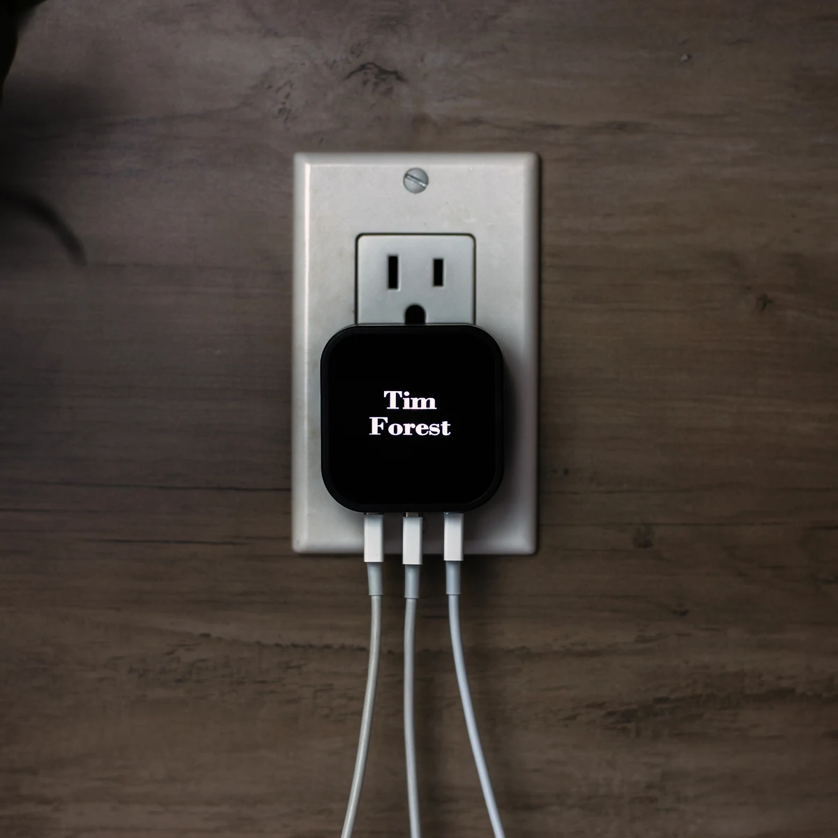 Triple Port USB Charger 1