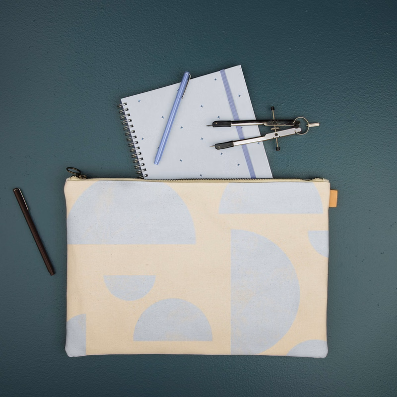 DOTTIE POUCH - HEAVYWEIGHT CANVAS WITH LEATHER