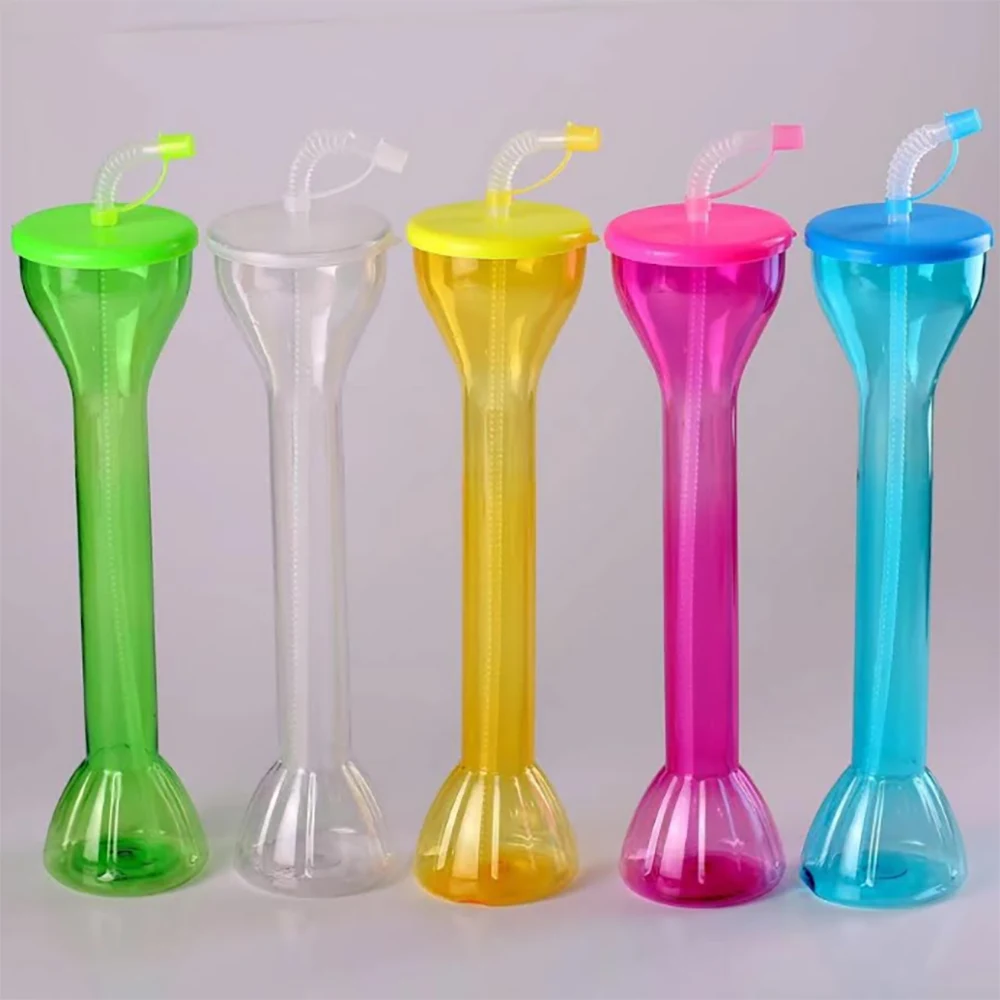 18 Oz Plastic Yard Cup with Lid and Straw 1