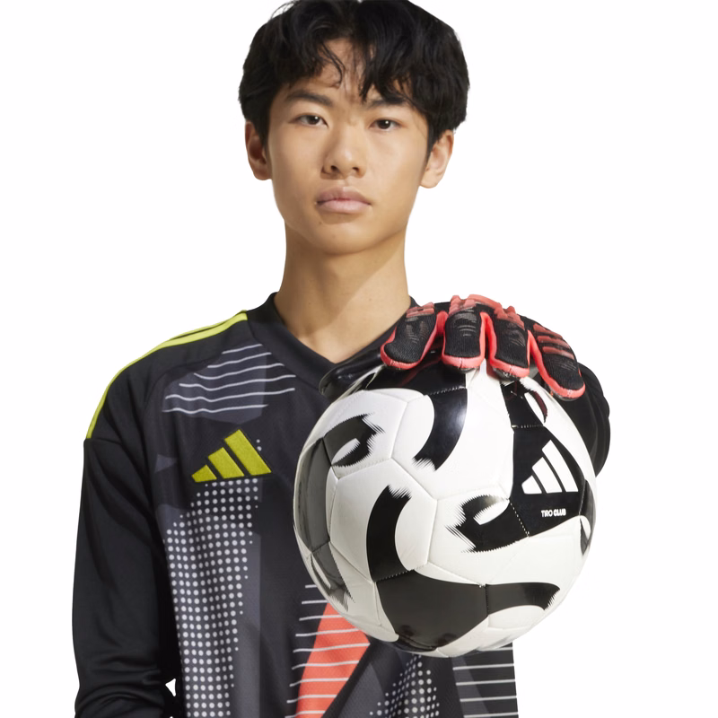 Predator Pro Goalkeeper Gloves
