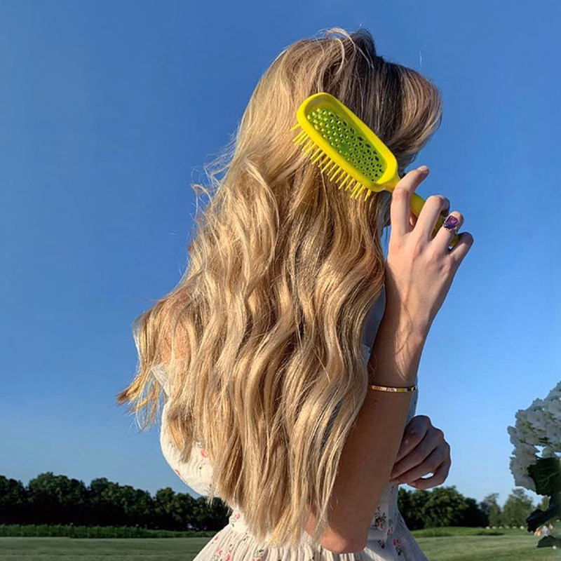 Wet and Dry Detangling Hair Brush