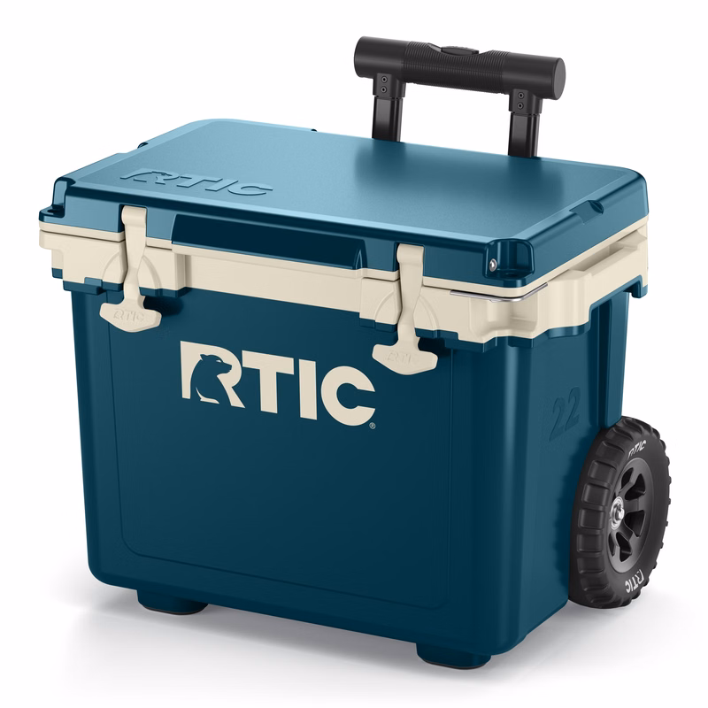 22 QT Ultra-Light Wheeled Cooler