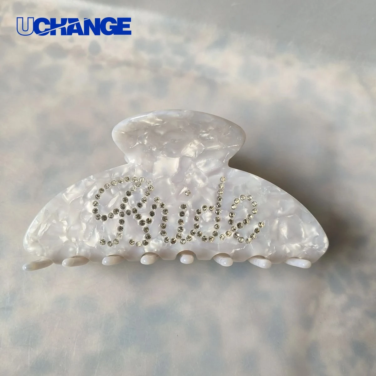 Diamond Decorated Claw Hair Clip for Bridal Use 1