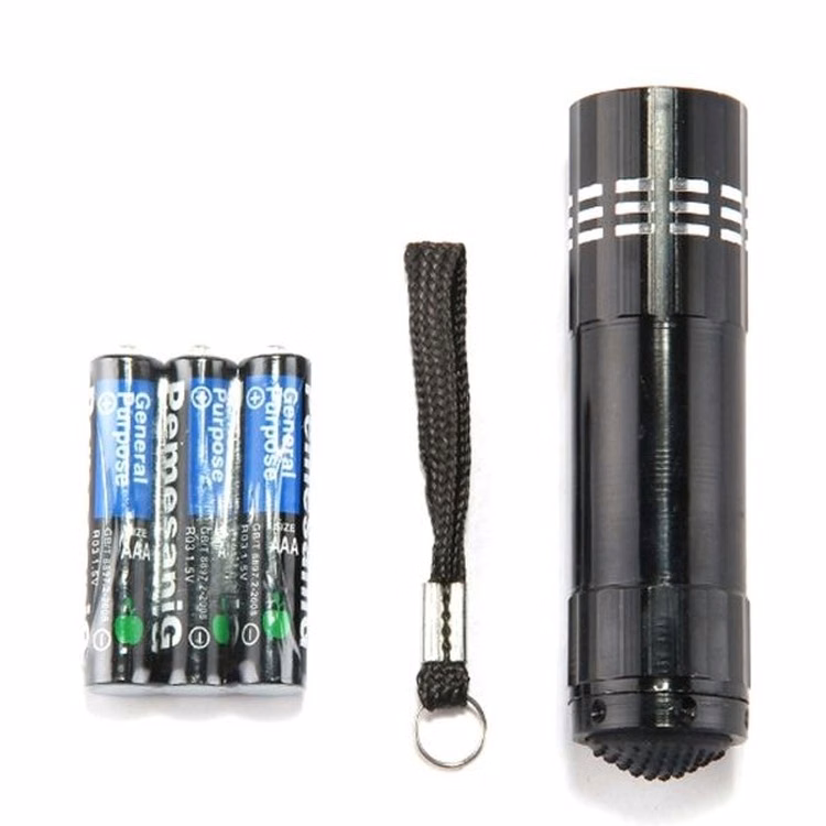 9 LED Flashlight (3.7")