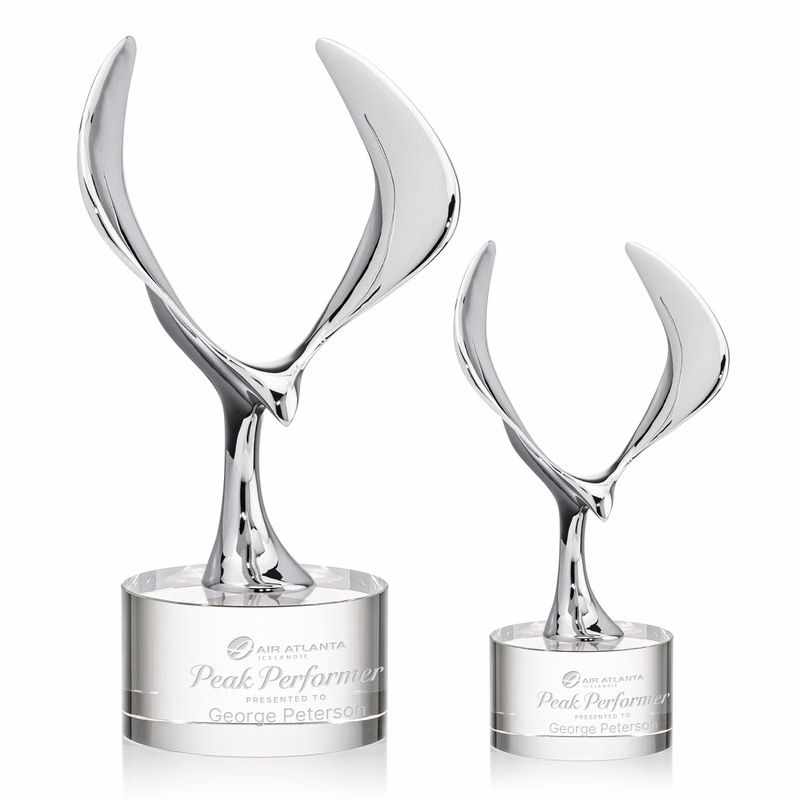 Maverick Eagle Award on Marvel Base - Clear