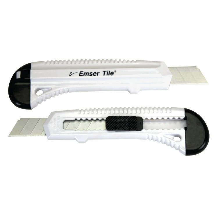 Utility Knife w/Segmented Blades 1