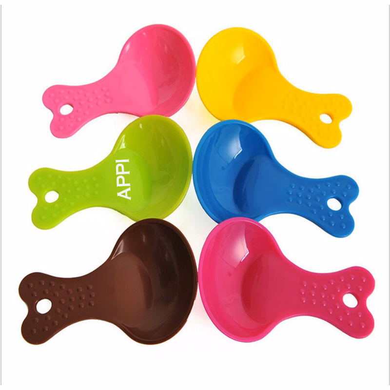 Plastic Pet Food Feeding Spoon