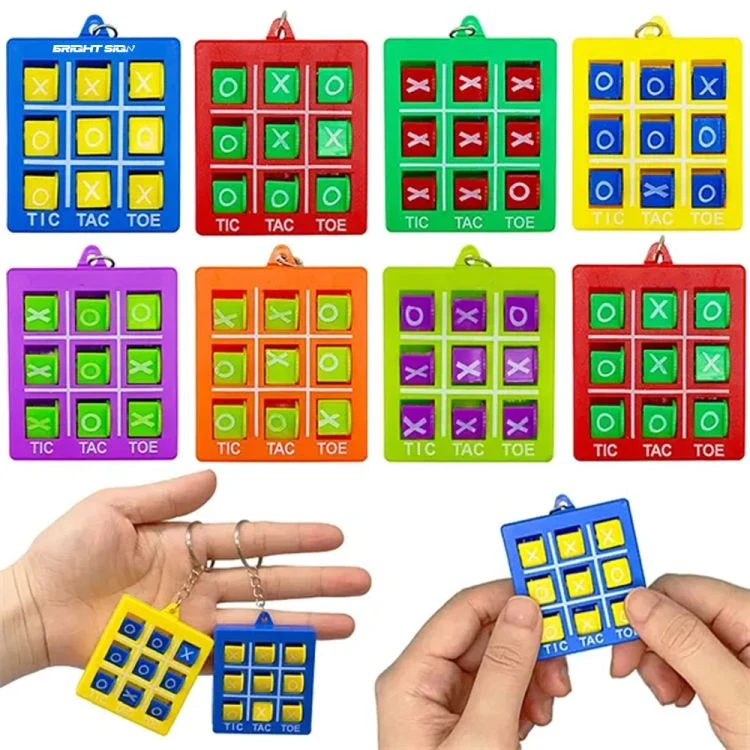 Tic-Tac-Toe Game Keychain Toy 1
