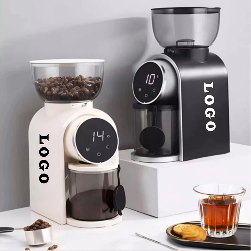 Coffee Machine With Coarse And Fine Grinding Capabilities