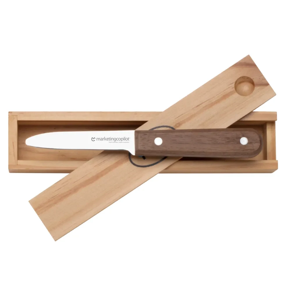 Clam Shucker Knife with Naturalwood Gift Box 1
