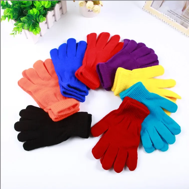 Customized Warm Knitted Gloves 1