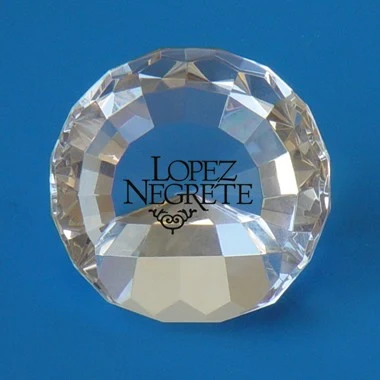 DIAMOND SHAPE CRYSTAL PAPERWEIGHT 1