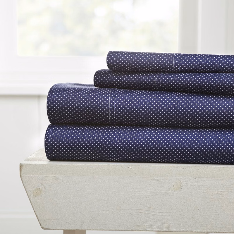 Bed Sheet Sets - Navy Hearts Queen 4 Set