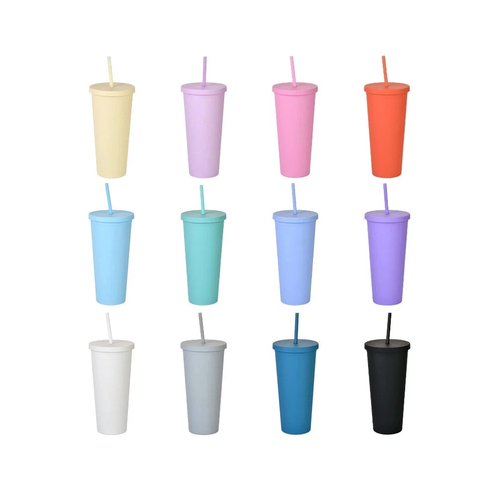 Plastic Water Cup with Lids and Straws 1