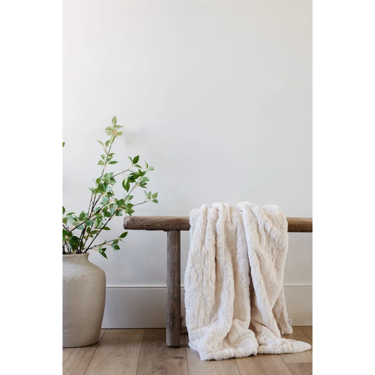 Patterned Faux Fur Zippered Ivory-XL Luxury Blanket (60x80) 1