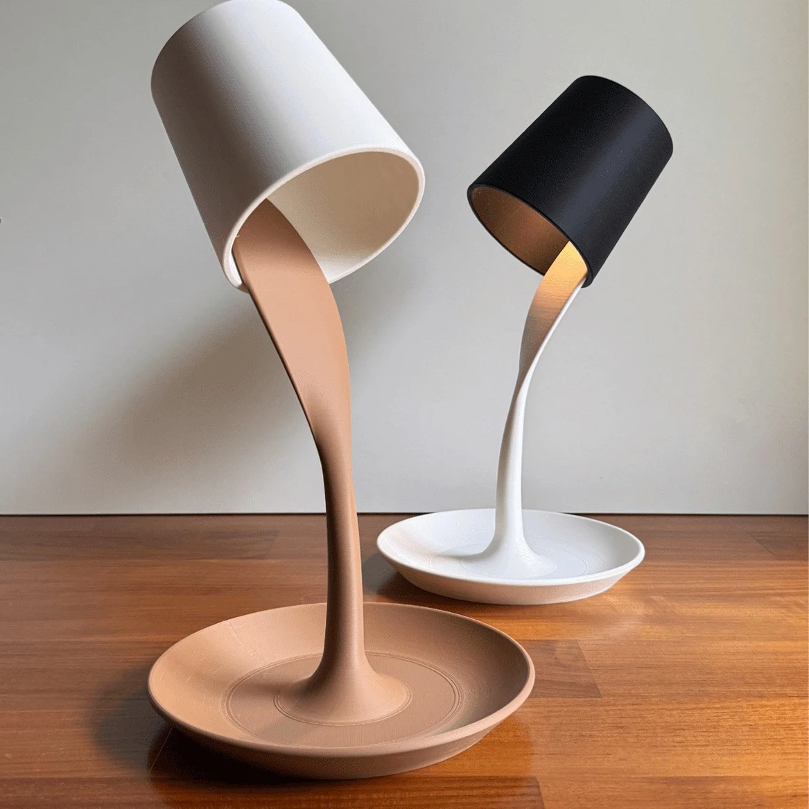 Table Lamp with Tray 1