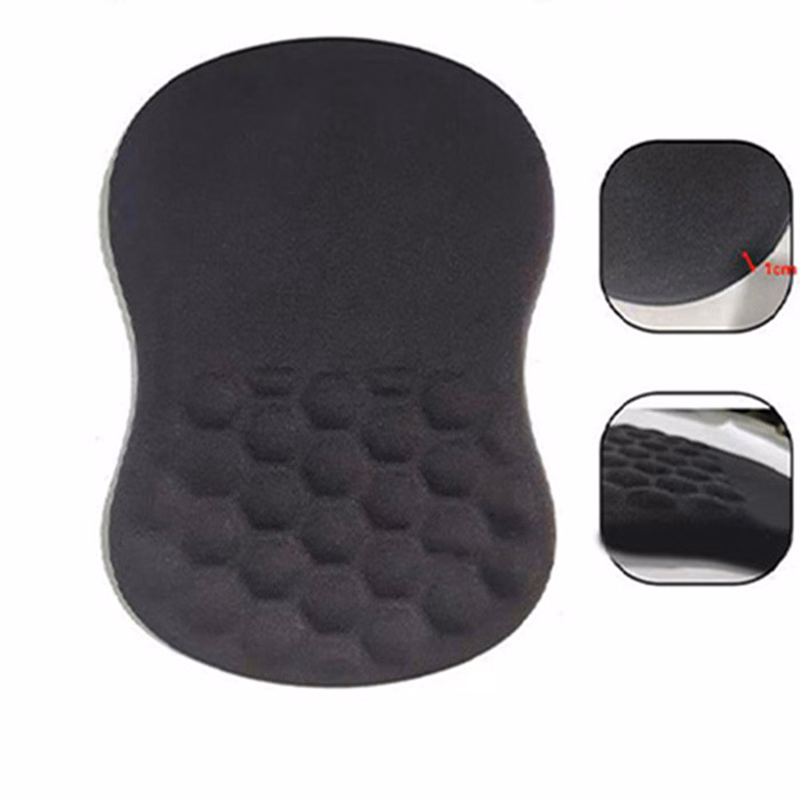 Comfort-Grip Mouse Mat: Lightweight, Durable, and Designed to Prevent Wrist Fatigue