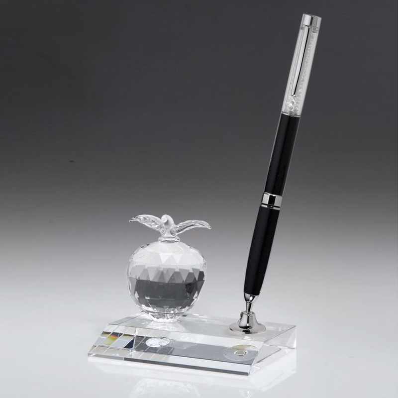 Desktop, Award-Crystal Apple Pen Set w/ Black Ballpoint Pen_D698CA