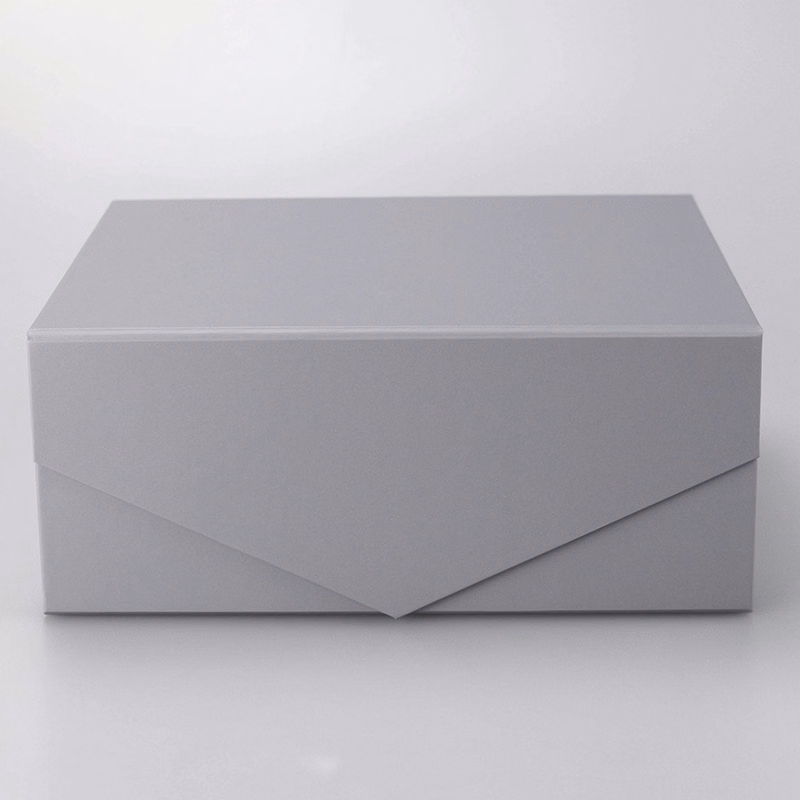 Magnetic gift box