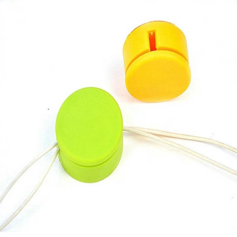 Ear Buds Winder with Screen Cleaner 1