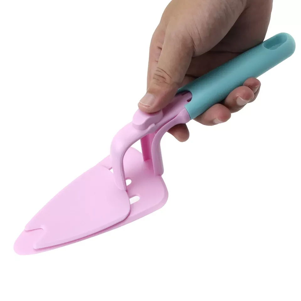 Pizza Peeler Scraper 1