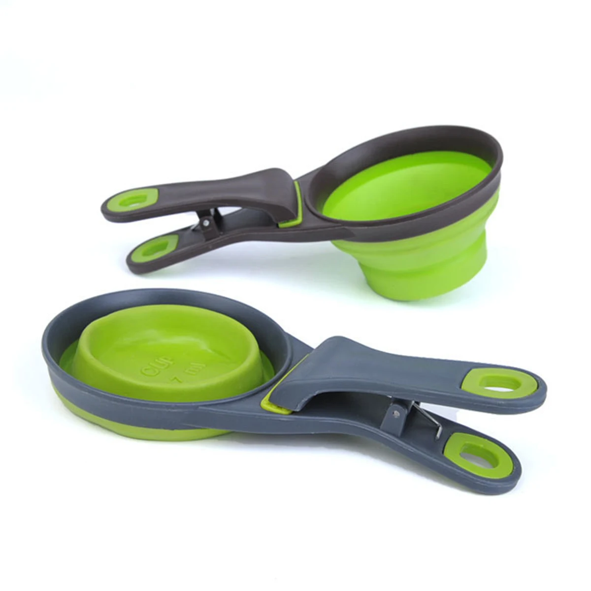 Collapsible Pet Bowl With Clip 1