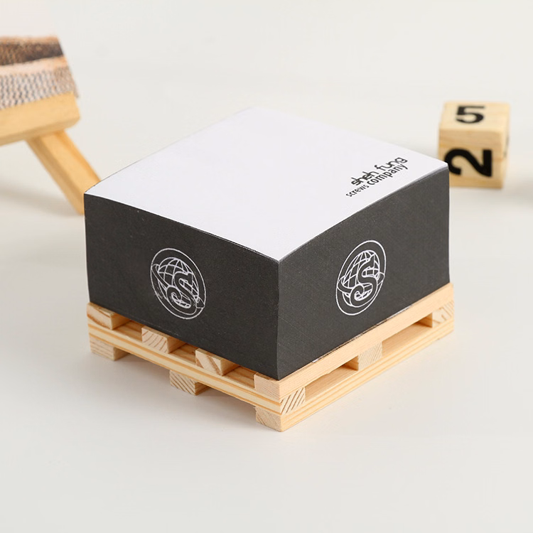 Wooden Pallet Cube Sticky Notes