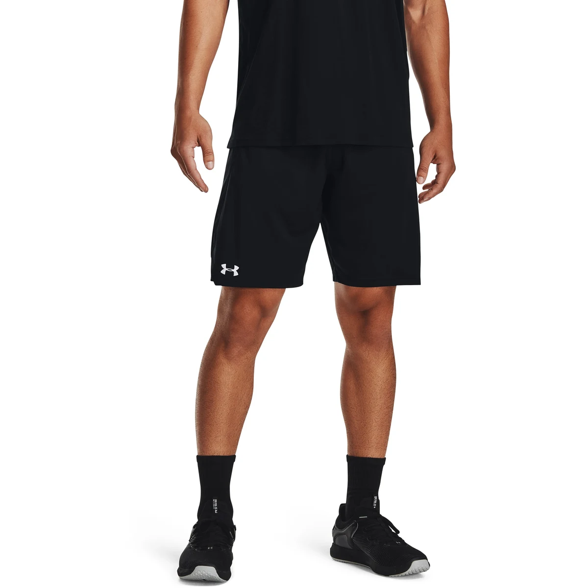UA Locker Men's 9 Pocketed Shorts 1