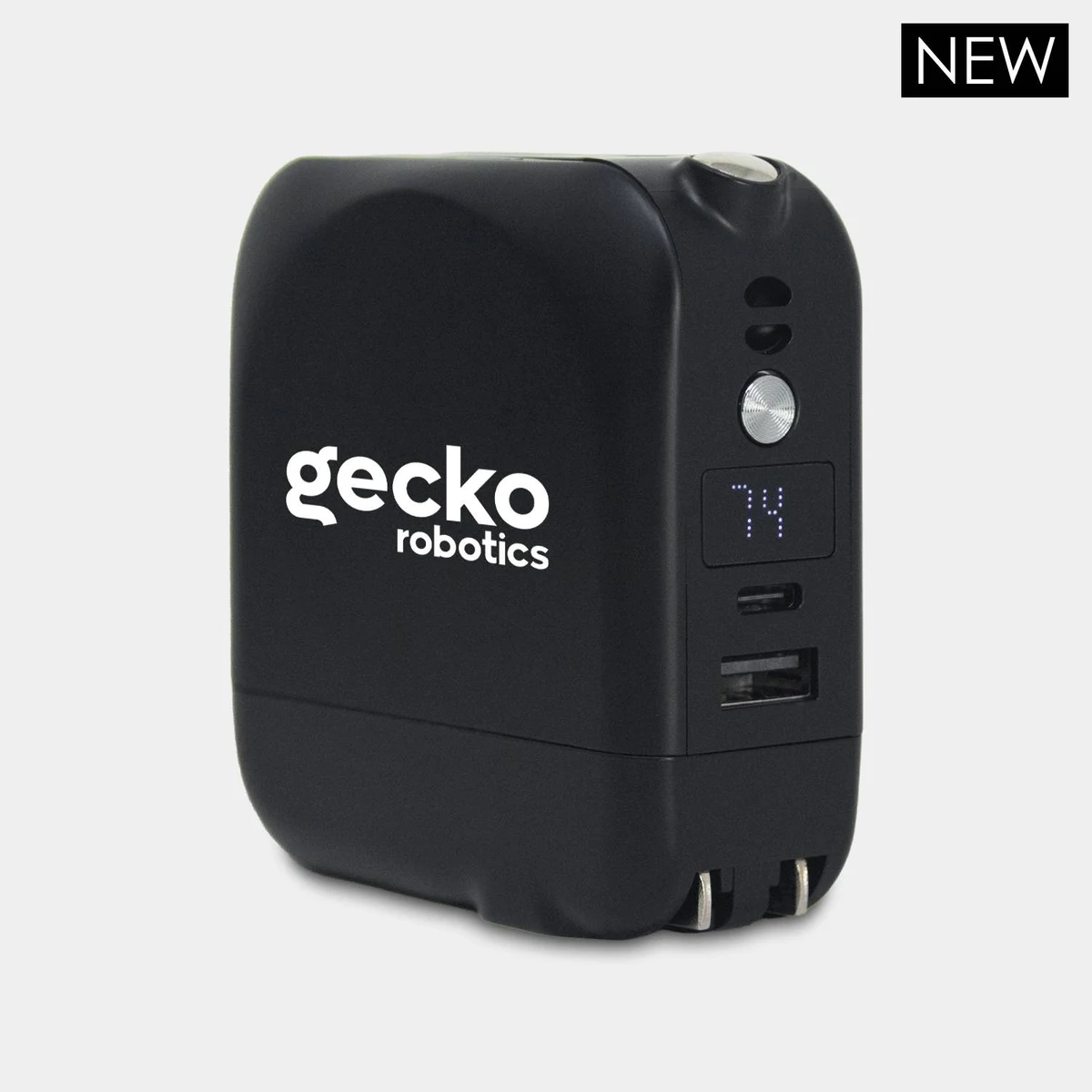 Traveler 5.0 - Universal Power Bank with Wireless Charging 1