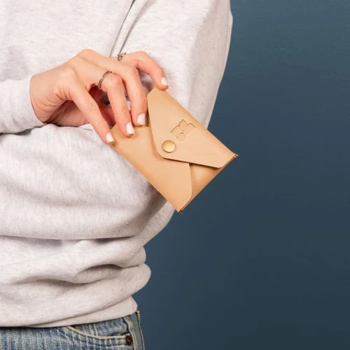 LEATHER ENVELOPE - SMALL 1