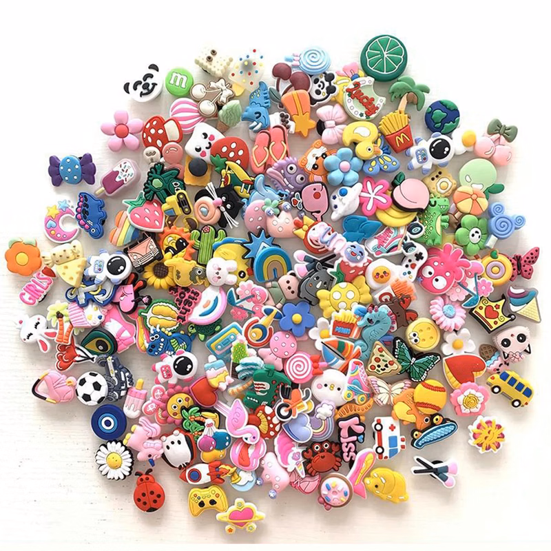 Custom PVC Hole Shoe Flower MOQ 100PCS