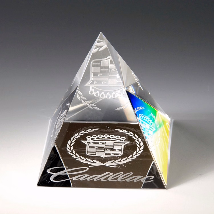 2-1/8" Pyramid Paperweight_D003AC