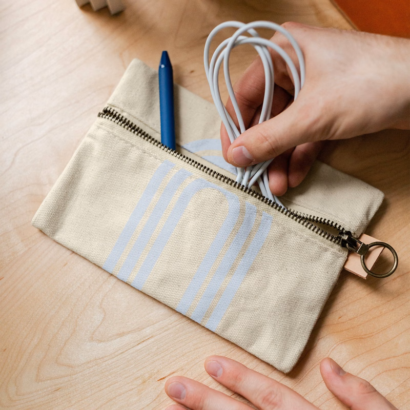 ZIP FRONT POUCHES - HEAVYWEIGHT CANVAS WITH LEATHER - MEDIUM