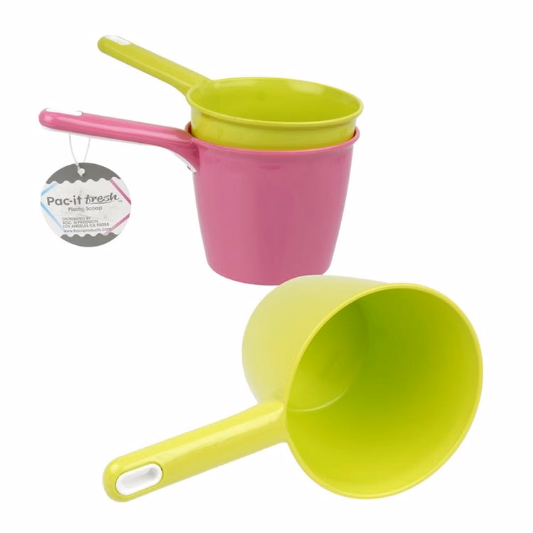 Plastic Scoops - Assorted Colors with Handle 40 oz