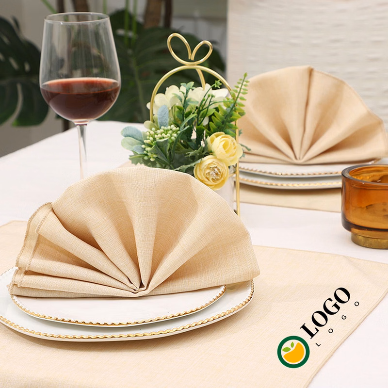 Polyester Dinner Napkins With Hemmed Edges