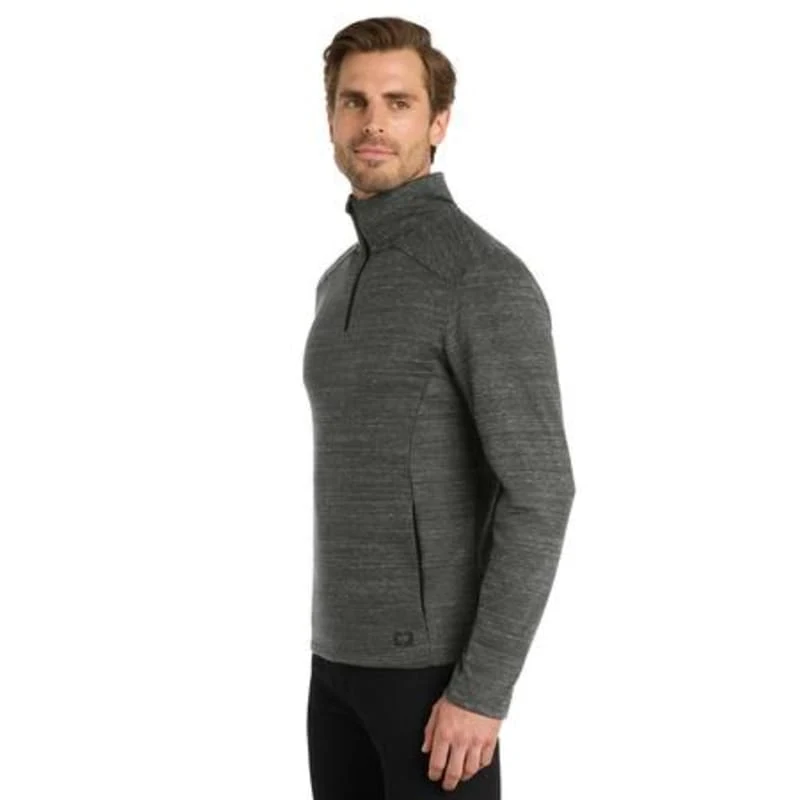 OGIO Flux 1/4-Zip 1