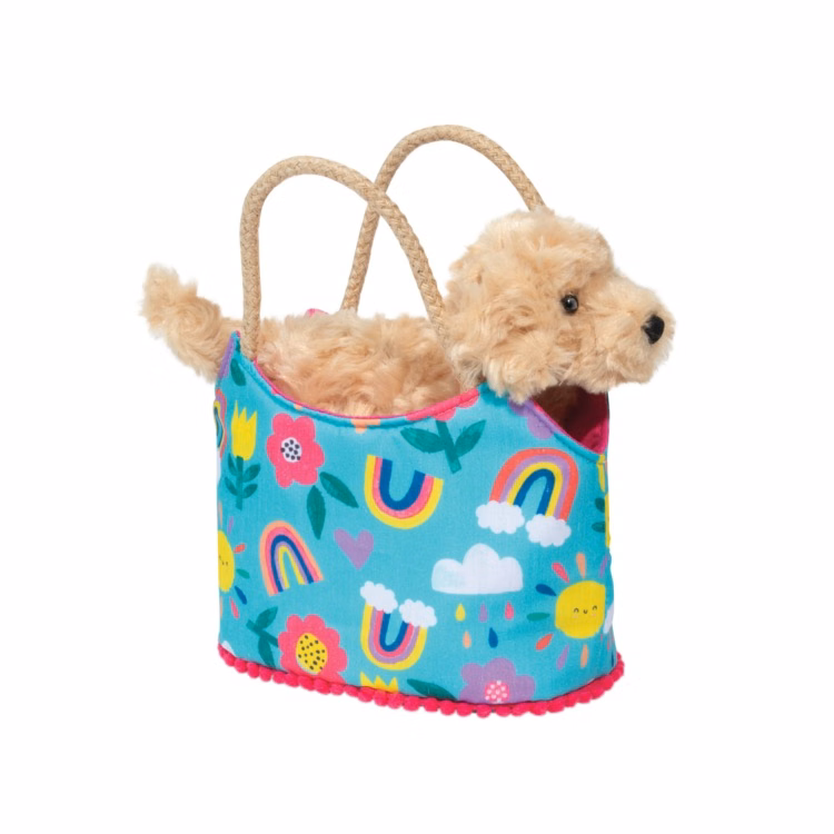 Happy Day Sak with Golden Retriever