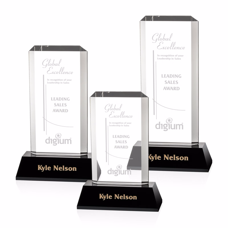 Carrier Award - Black